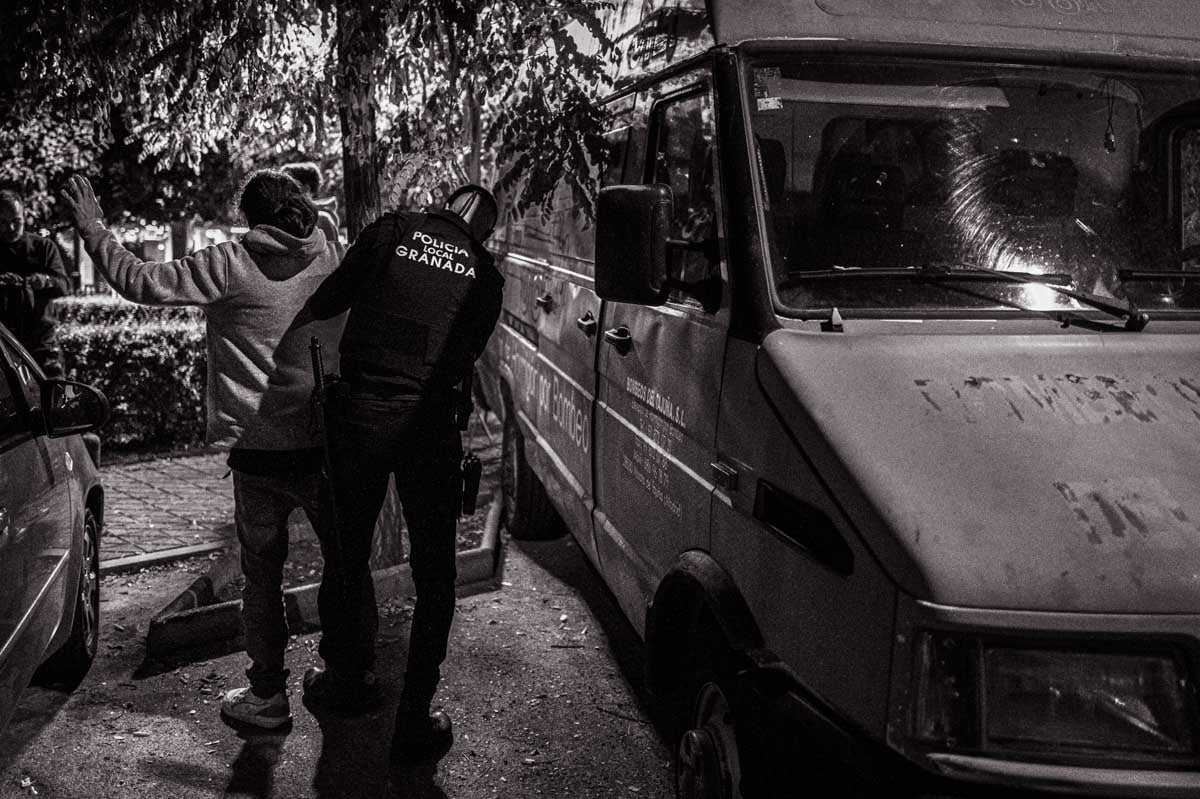 La patrulla, al detalle: una noche con la Policía Local de Granada