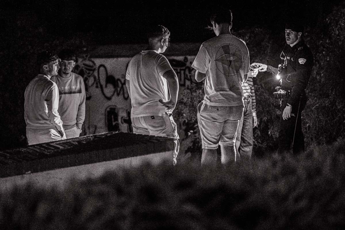 La patrulla, al detalle: una noche con la Policía Local de Granada