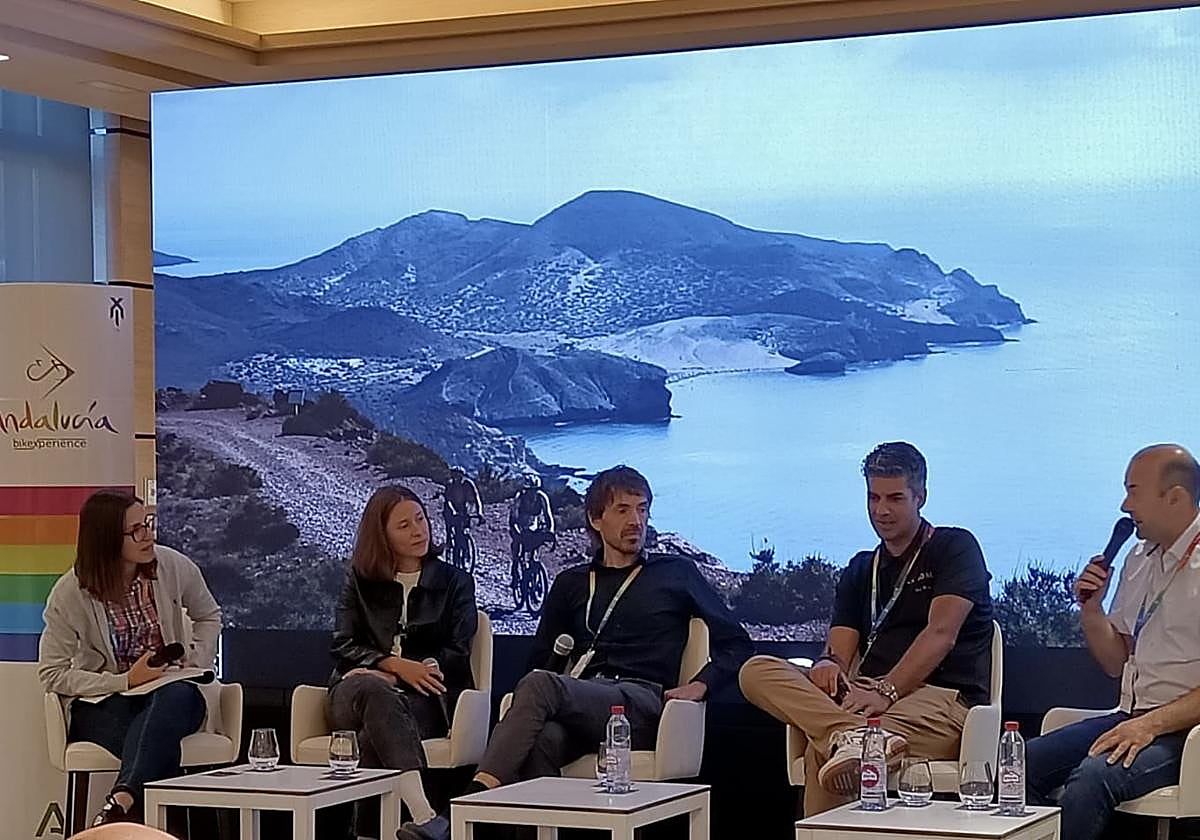 Diputación promociona el destino 'Costa de Almería' como paraíso experiencial