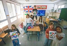Alumnos de un centro de Gor, uno de los colegios rurales de la provincia de Granada.