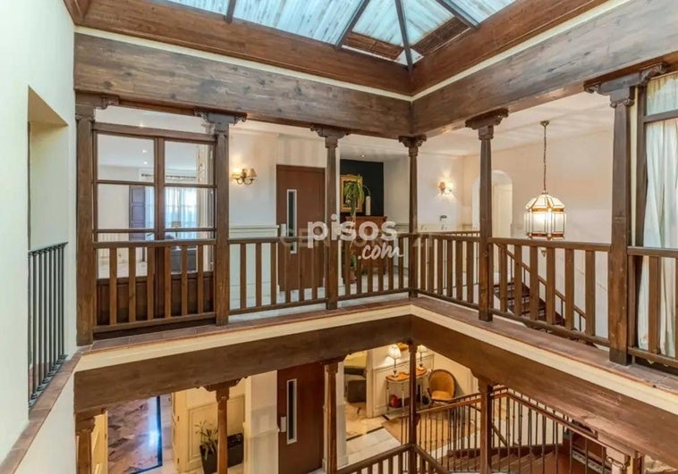 La casa histórica que se vende en el corazón del Realejo por 1,9 millones de euros
