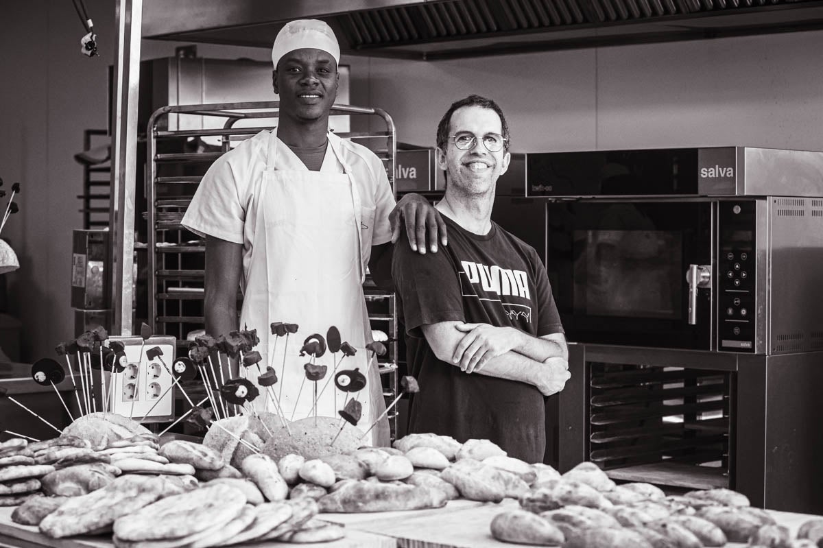 Inmigrantes en busca de una oportunidad como panaderos en Granada