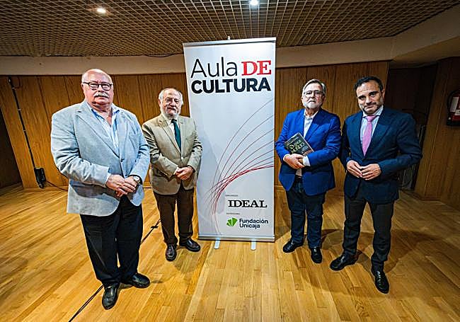 Eduardo Peralta, Alberto Fernández, Calvo Poyato y Quico Chirino.