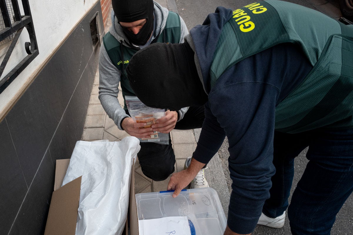 En primera persona: las imágenes de la gran operación antidroga en Granada