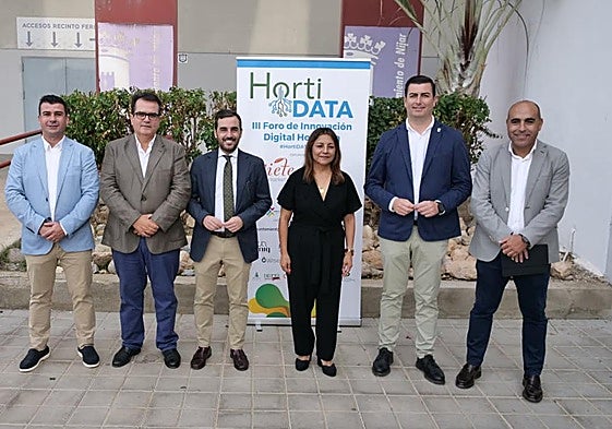 Momento de la inauguración de HortiDATA en el municipio de Níjar.