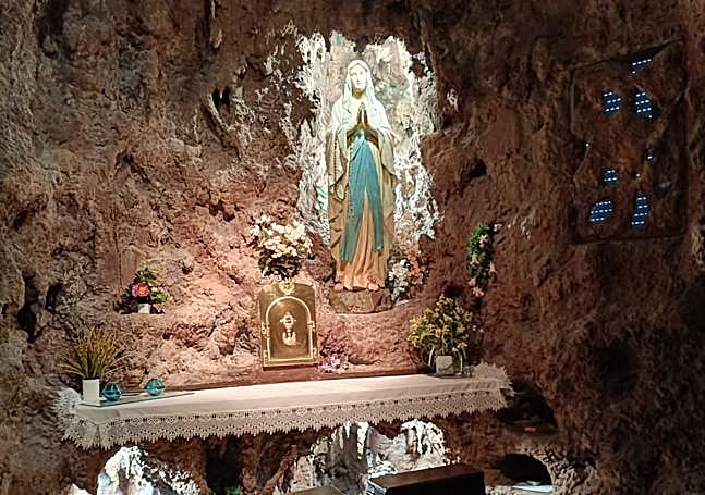 Gruta mandado construir por ella