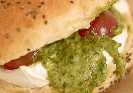 Del Adriático al mar de Alborán: abre la primera hamburguesería de pescado en Almería