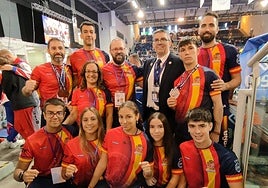 Expedición española en la competición de taekwondo.