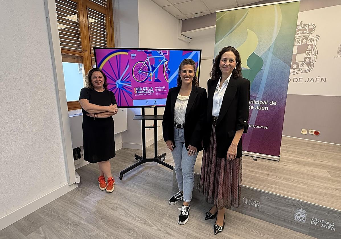 Desirée Amaro, Beatriz López y Ángela Árgueda.