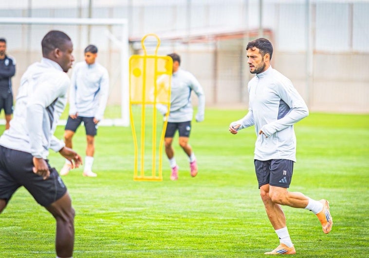 Pacheta recupera a varios veteranos del Granada CF
