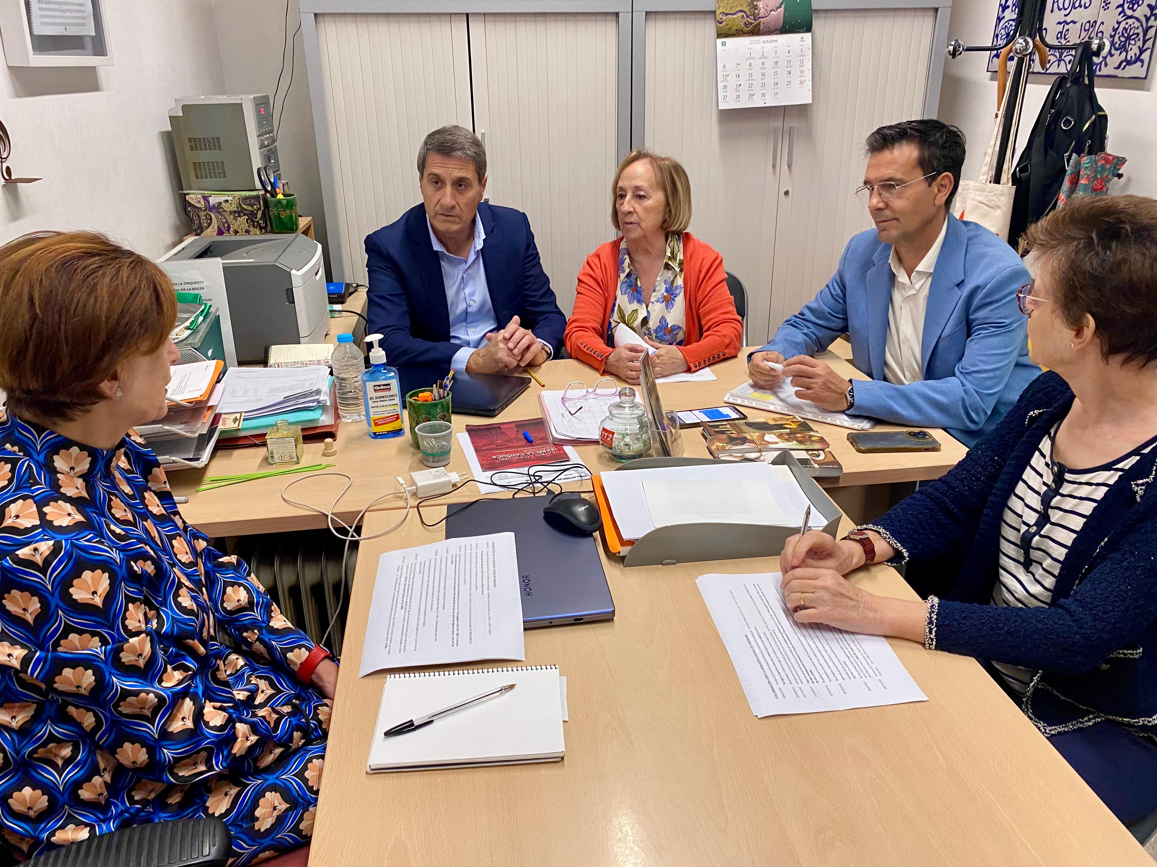 Encuentro con la Asociación Amigos de la OCG