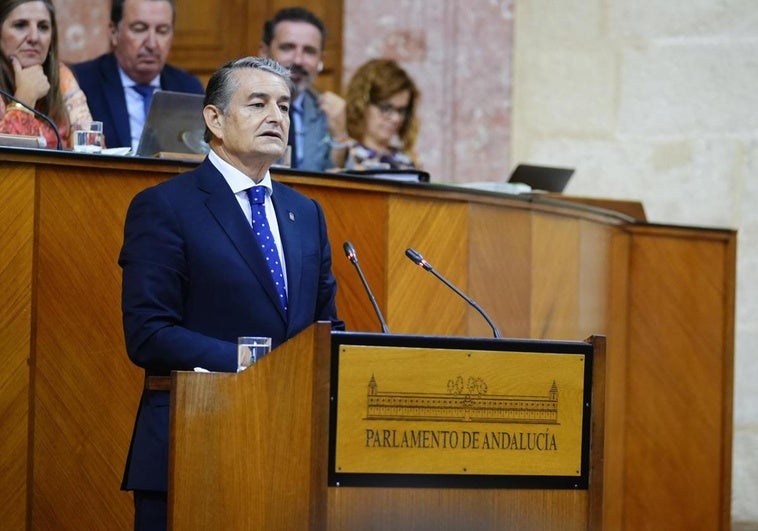 Antonio Sanz propone 16 medidas para mejorar el sistema sanitario público en Andalucía y tiende «la mano» a todos los partidos