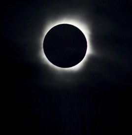 El IGN sitúa las siete comunidades que quedarán a oscuras por el eclipse total de 2026