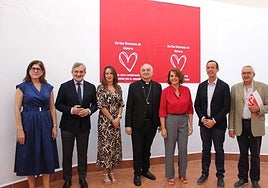 Representantes institucionales, en la inauguración de Mambré, calor y café.
