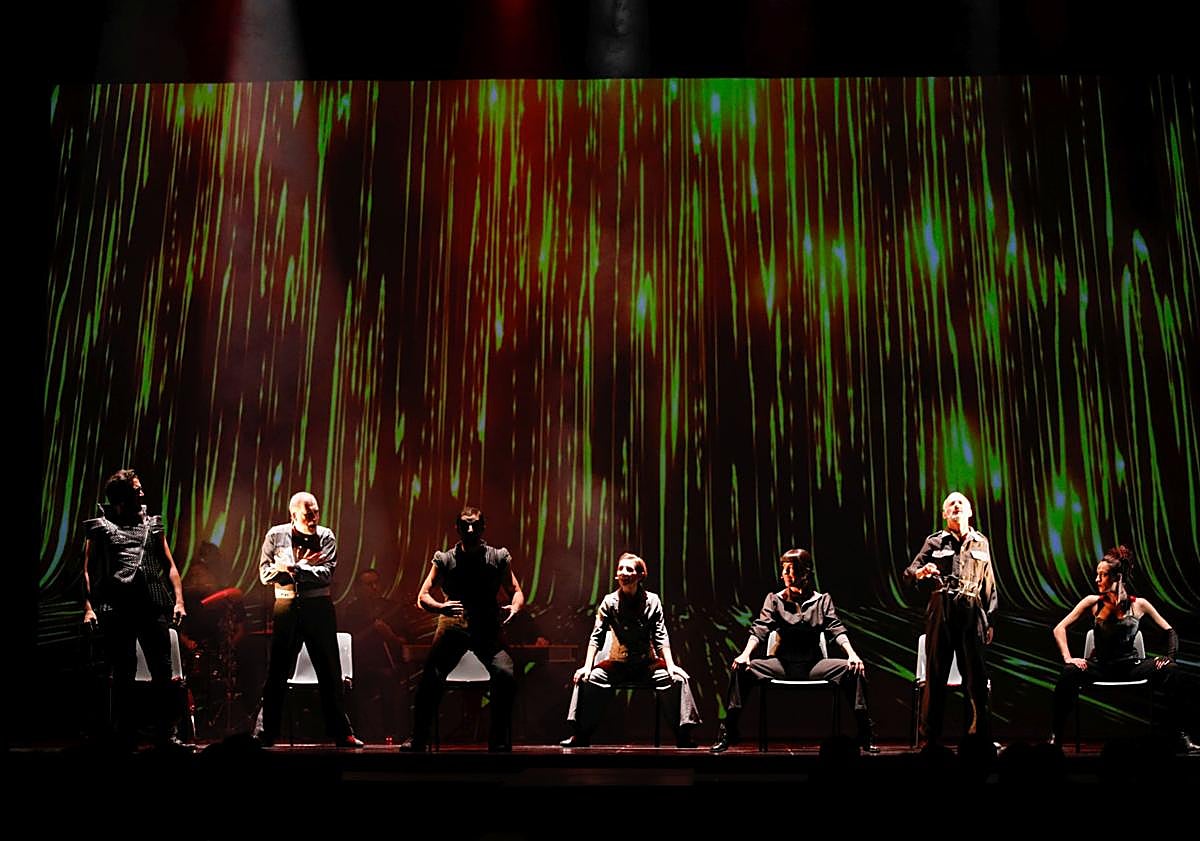 Imagen principal - Momentos del espectáculo. 