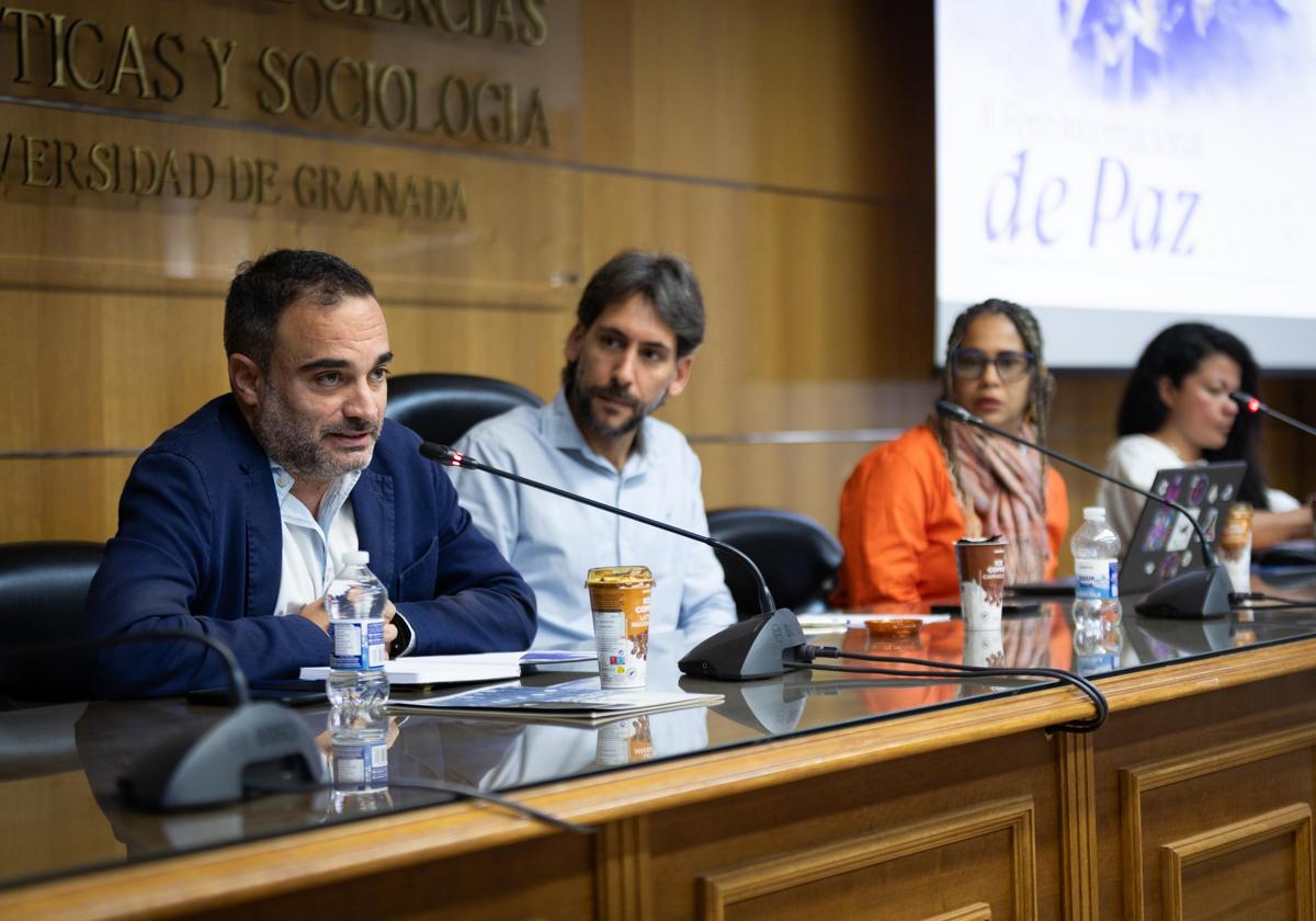 El periodismo y la comunicación con ética, claves para una sociedad pacífica – Ideal