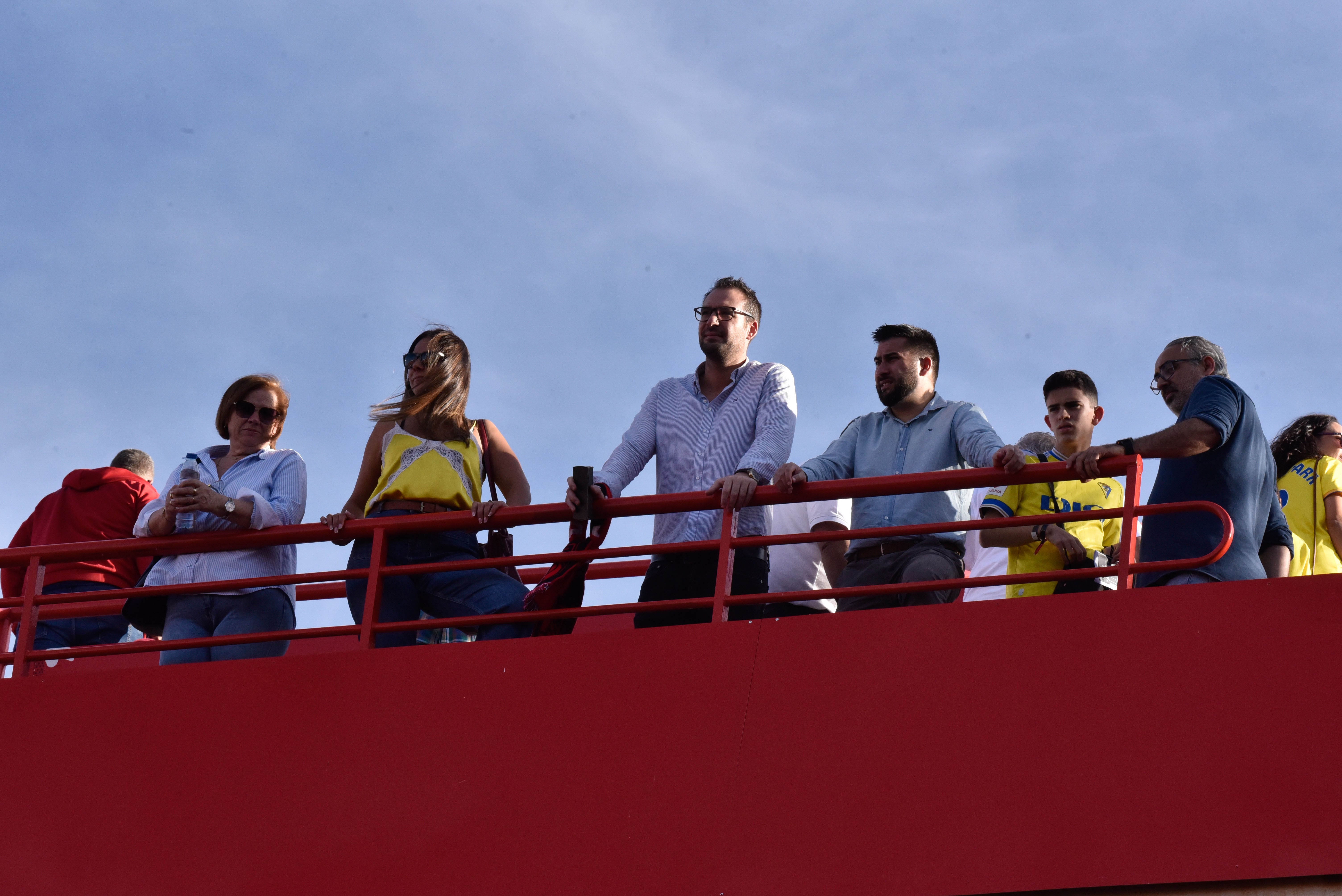 Encuéntrate en la grada del Granada-Cádiz