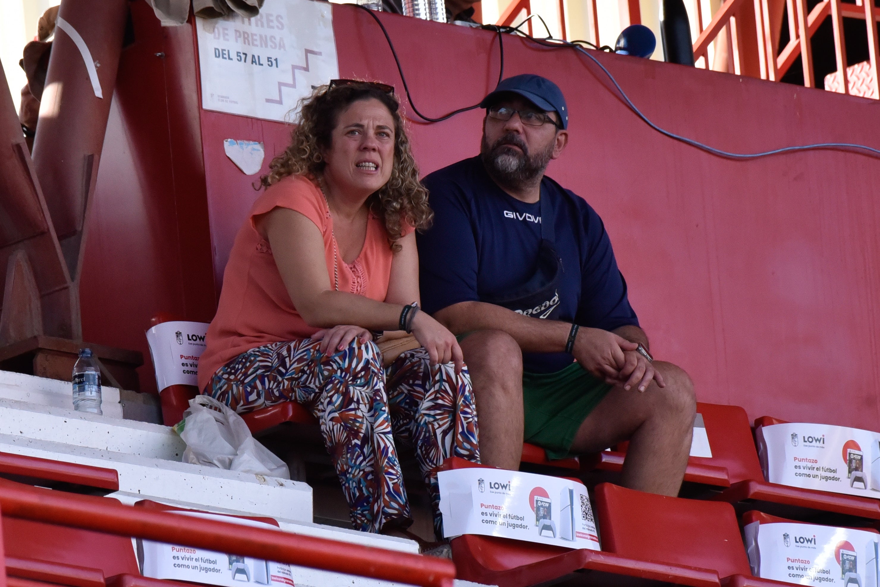 Encuéntrate en la grada del Granada-Cádiz