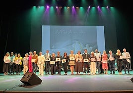 La moda almeriense protagoniza el calendario solidario Anda 2026