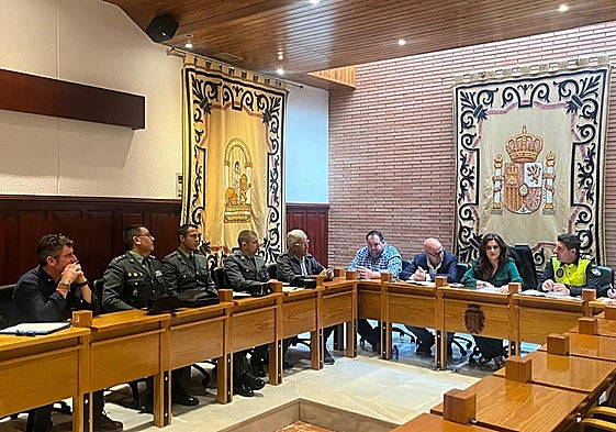 Reunión de seguridad mantenida en Alcaudete.