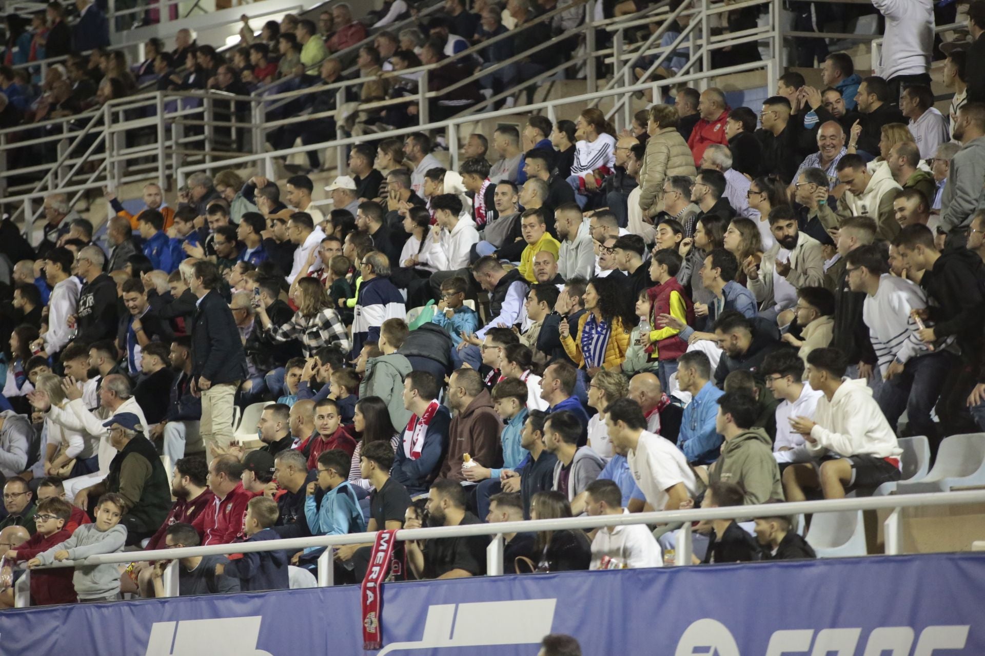 El Almería impone su calma