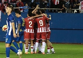 Los rojiblancos esperan riva.