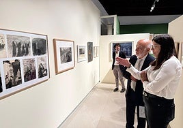 Exosición de Manaut en el Murec.