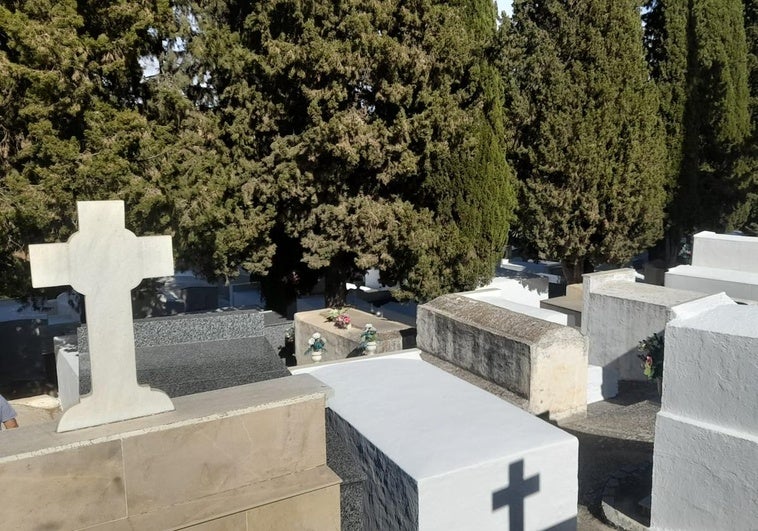 El pueblo de Granada que va a tener un concierto en su cementerio por los Santos