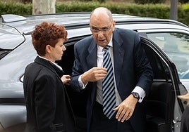 Vidal-Quadras, a su llegada a la Audiencia Nacional para prestar testimonio sobre el ataque que sufrió en Madrid.