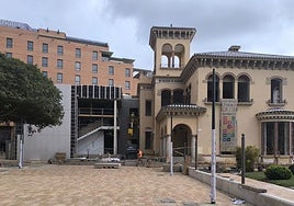 Exterior de las instalaciones en obras en una imagen reciente.