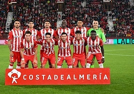 Once titular del Almería contra el Eibar