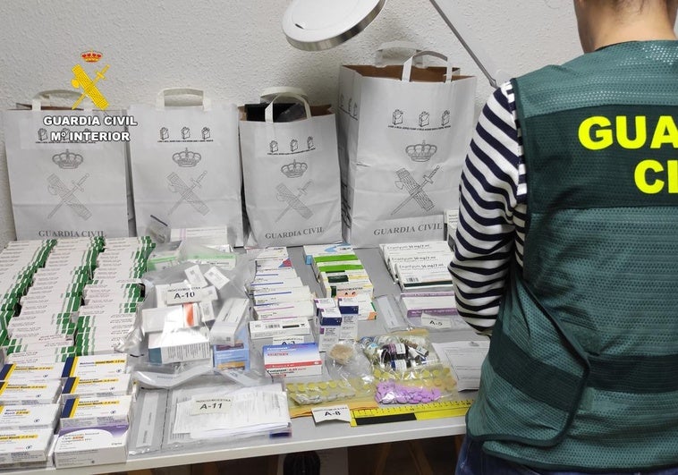 Un detenido en Granada envuelto en una red nacional de venta ilegal de medicamentos por internet