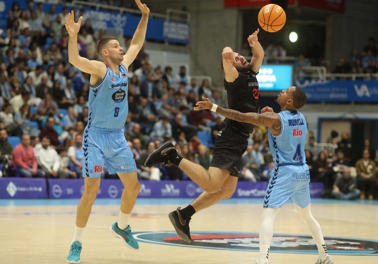 Un Covirán Granada ahogado sin espacios