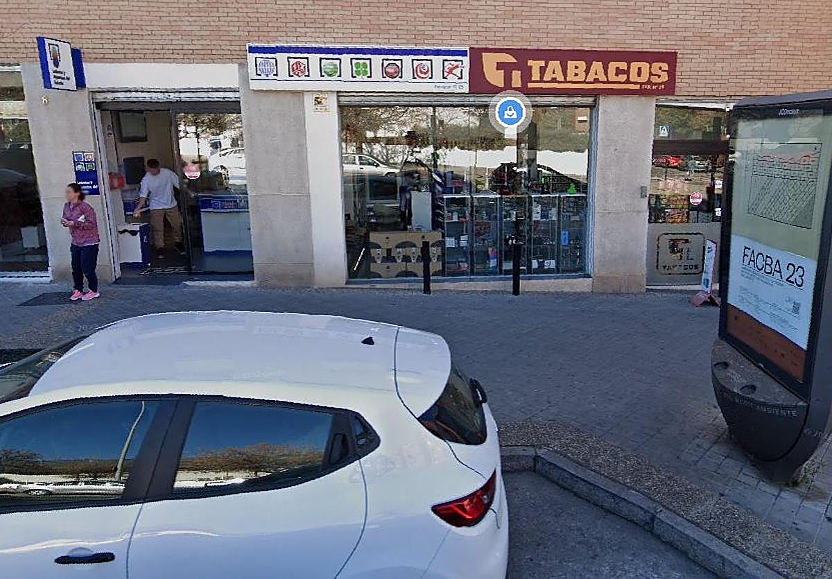 Despacho número 37.125 de Granada, situado en la calle Ovidio, 8.