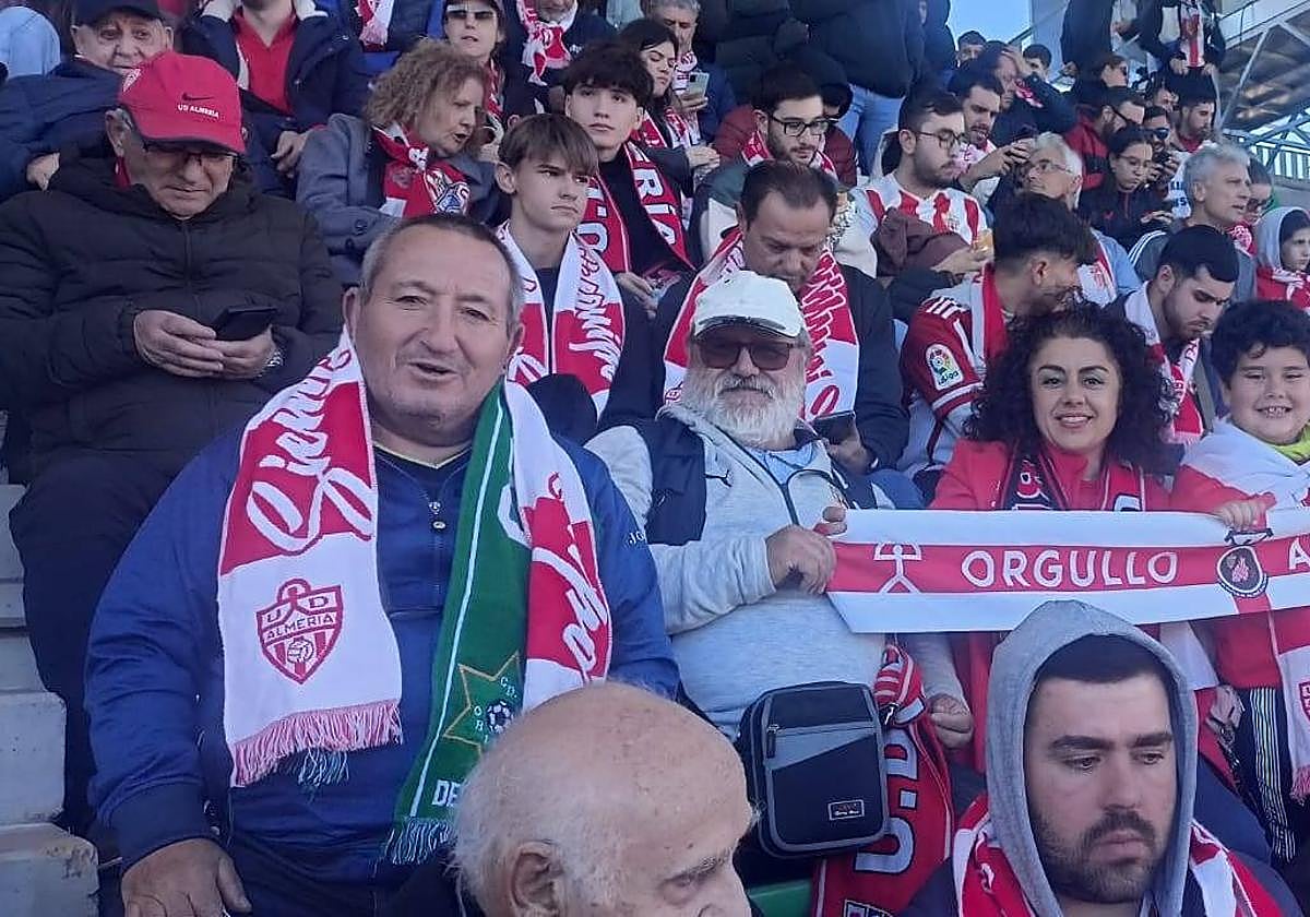 La peña Orgullo Almeriense no se pierde un partido del Almería.