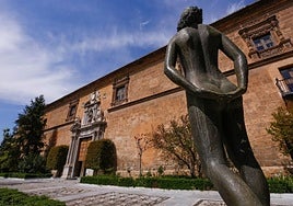 Rectorado de la UGR.