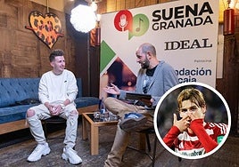 Christian García conversa con el periodista José Enrique Cabrero. En detalle, Jorge Pascual celebra su gol en Valladolid.