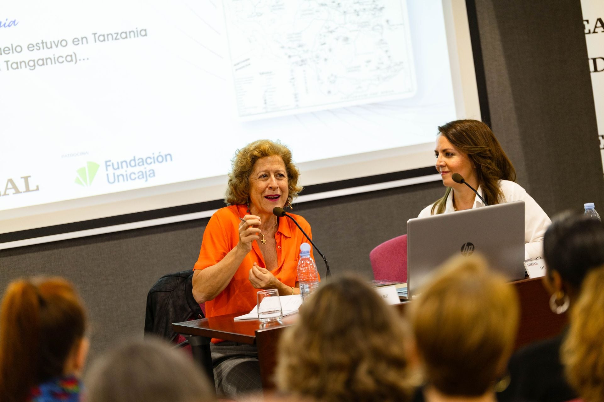 El Aula de Cultura de Berna González Harbour en fotos
