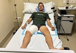 José Carlos Venegas, en la clínica tras la intervención.