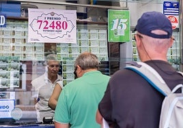 Los loteros piden subir los décimos de Navidad a 25 euros y el Gordo a 500.000