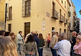 Ruta organizada por Granada Noirr el pasado domingo a su paso por la Casa Mariana Pineda