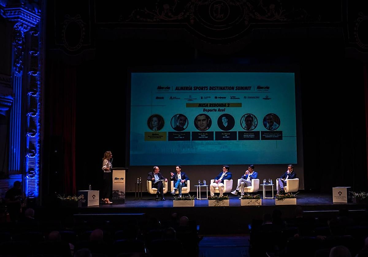 Interesantes ponencias son el epicentro de estas jornadas.