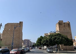 Torreones de la muralla medieval de Pescadería.