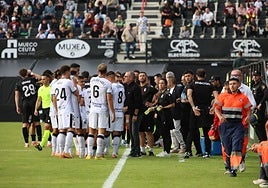 El partido se suspendió al descanso.