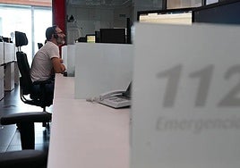 Evacuado al hospital tras caer accidentalmente desde un tercer piso en Almería