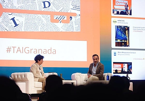 Asunción Gómez-Pérez, que ocupa el sillón Q en la Real Academia de la Lengua y es experta en Inteligencia Artificial, y Quico Chirino, director de IDEAL.