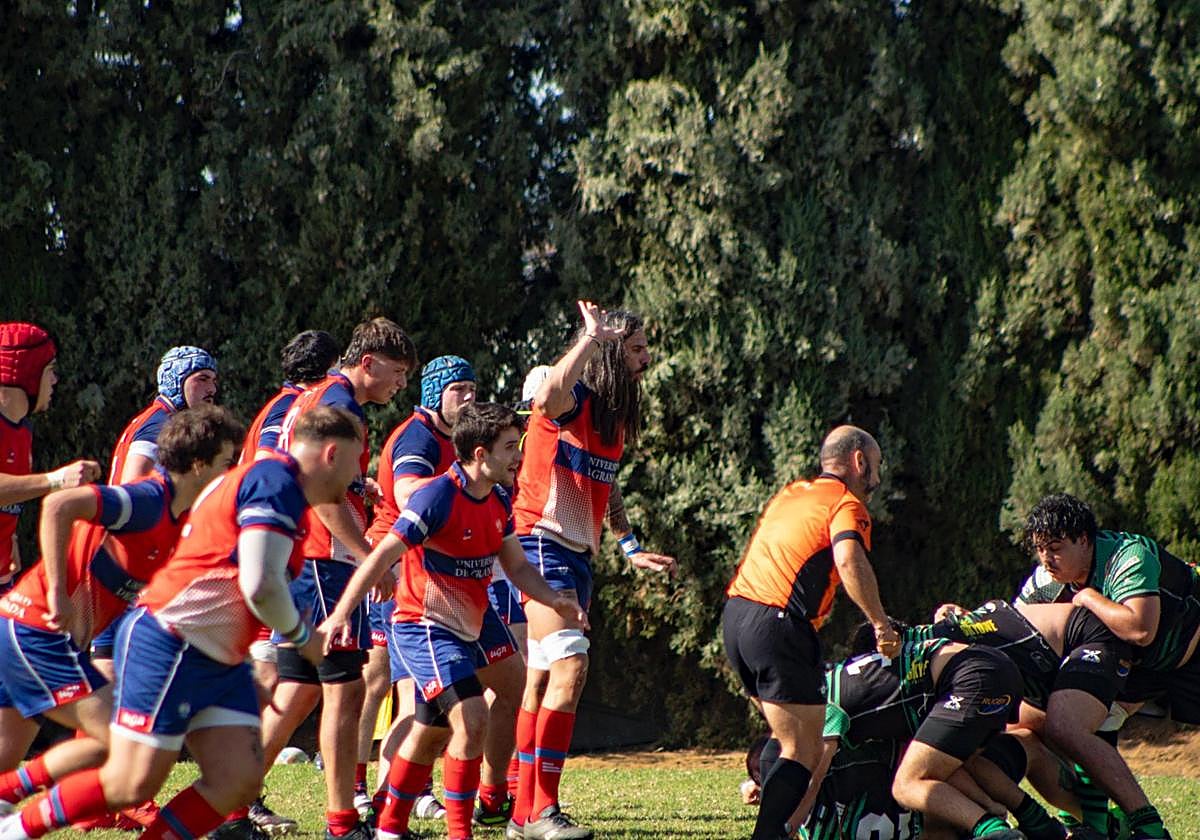 Un lance del partido del 'Uni' contra el Mairena.
