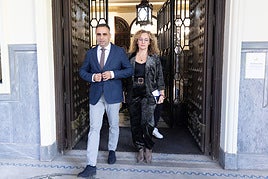 Francis Rodríguez abandona la reunión.