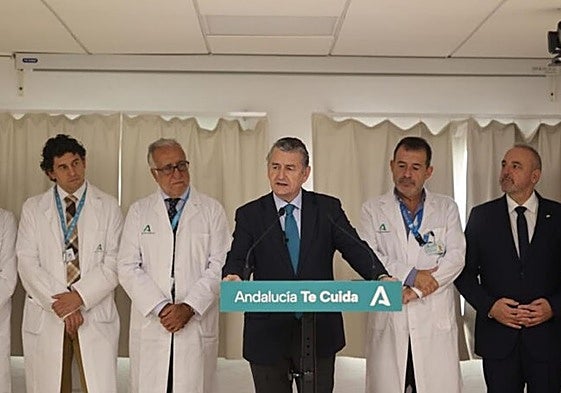 El consejero de Sanidad, Presidencia y Emergencias, Antonio Sanz .