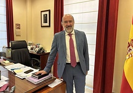 El presidente de la Audiencia Provicial, José Luis López Fuentes, en su despacho.